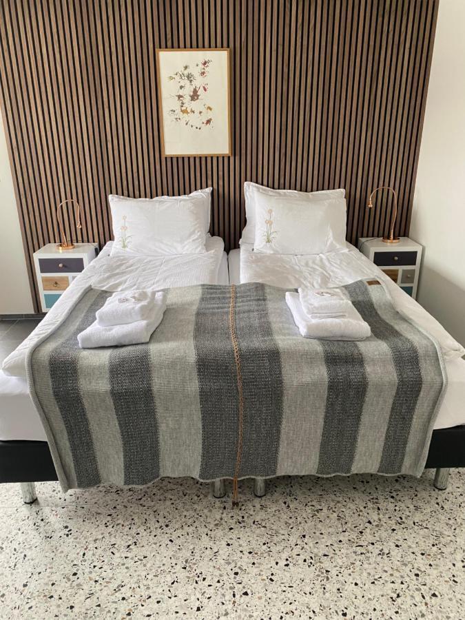Solheimar Studio Apartment Isafjordur Екстер'єр фото