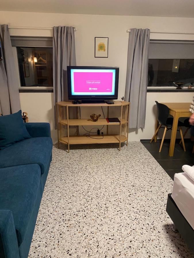 Solheimar Studio Apartment Isafjordur Екстер'єр фото