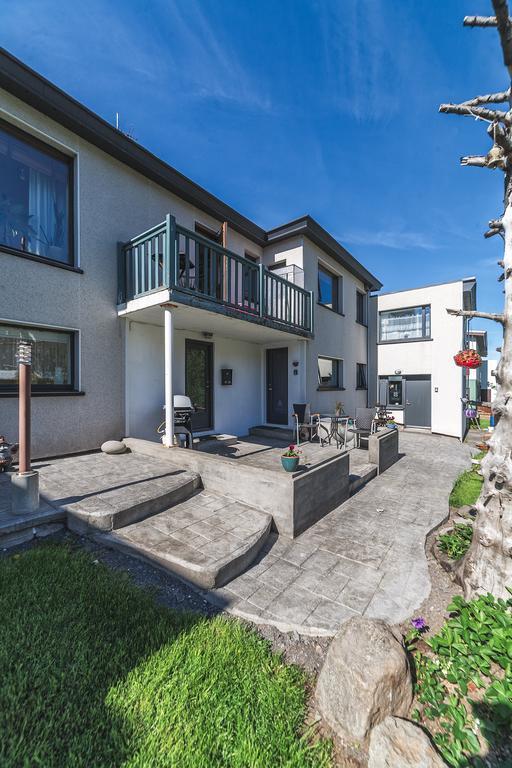 Solheimar Studio Apartment Isafjordur Екстер'єр фото