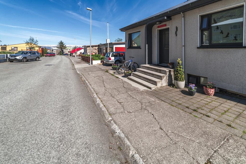 Solheimar Studio Apartment Isafjordur Екстер'єр фото